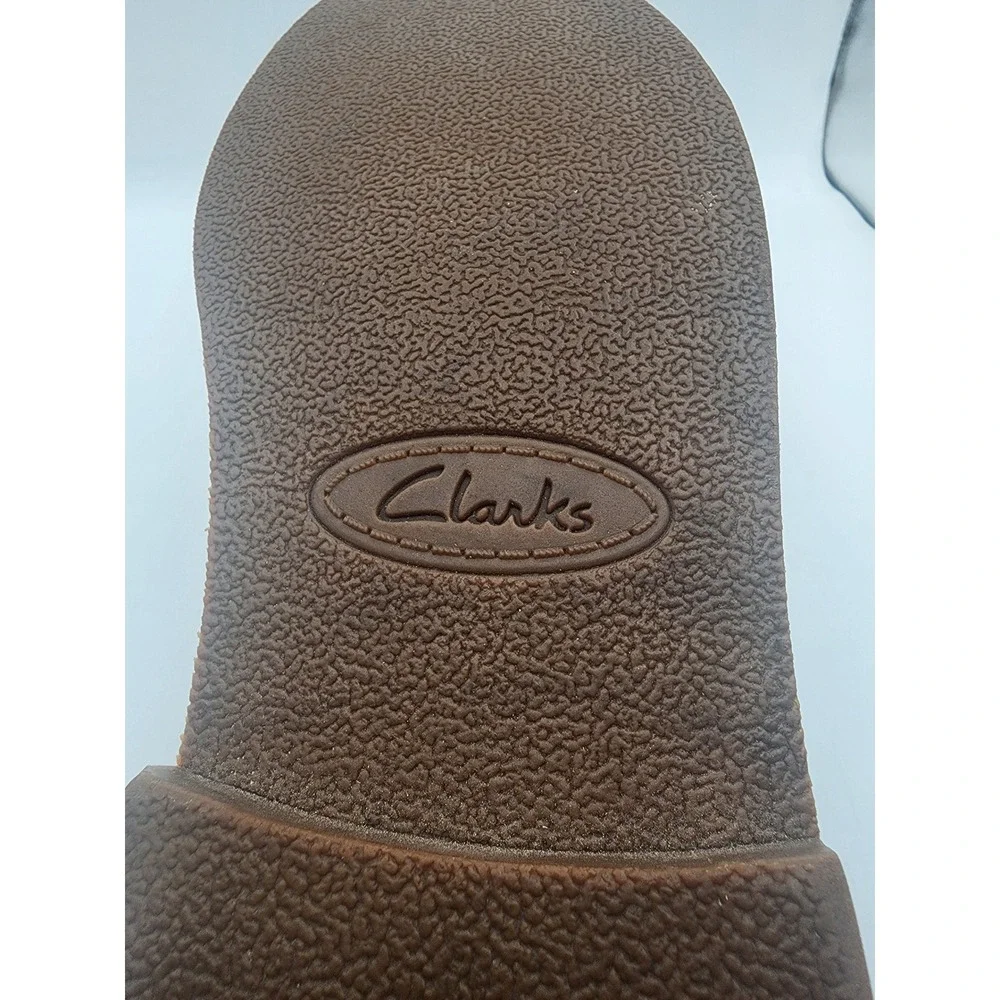 Clarks Bushacre 2 Brown Leather Desert Chukka Boots Size 7